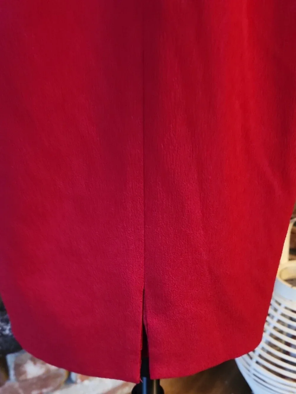Dress the Population Sandra Wine Red V-Neck Midi Dress Size L